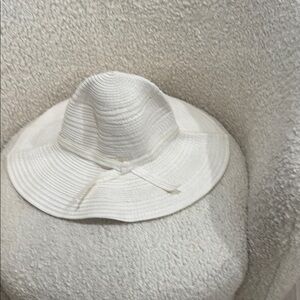 Elegant White Sun Hat